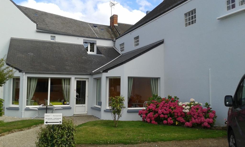 Logis Au Moyne De Saire Hotel Réville