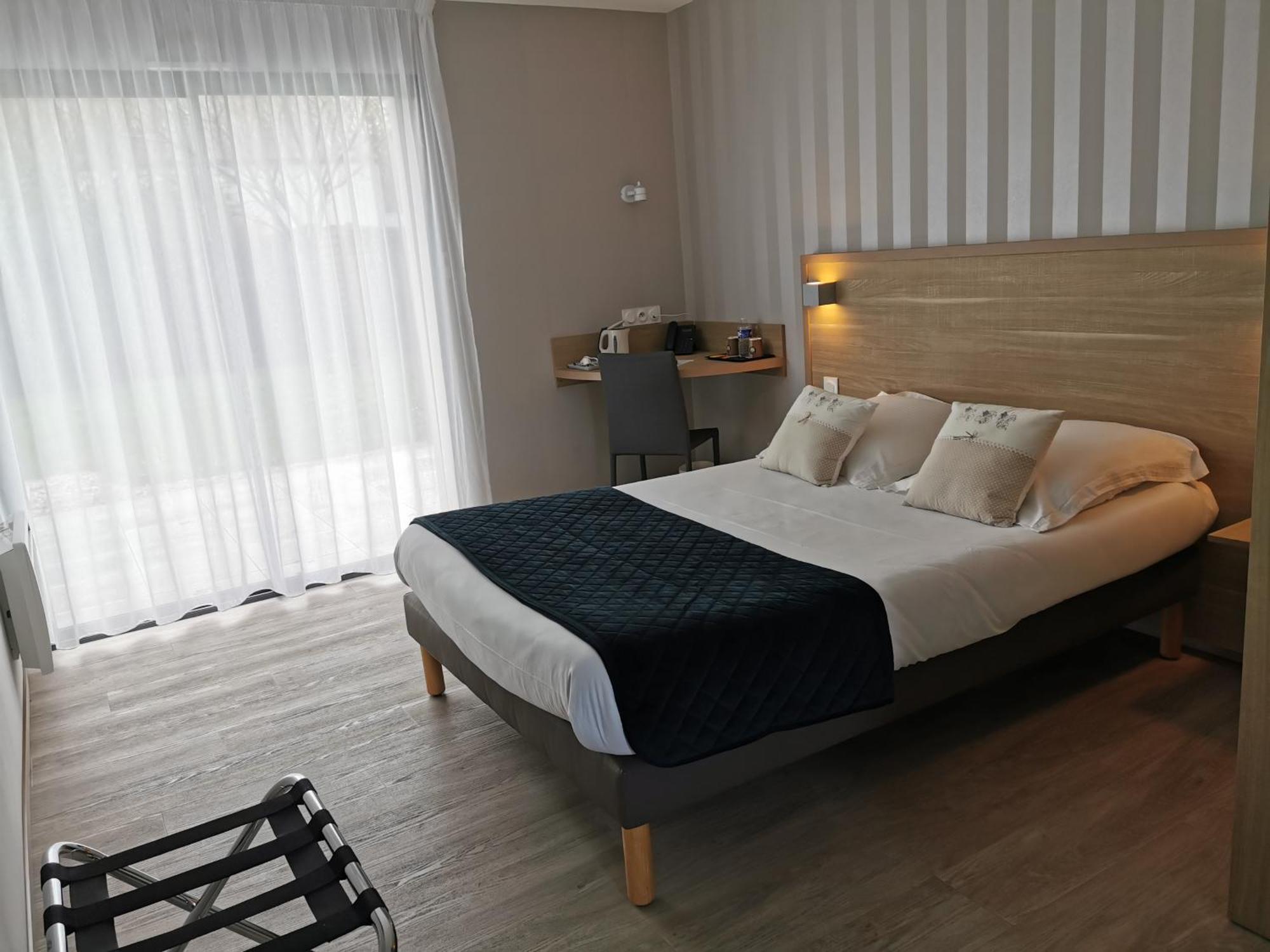 Hotel Hotel Logis Au Moyne De Saire 3*