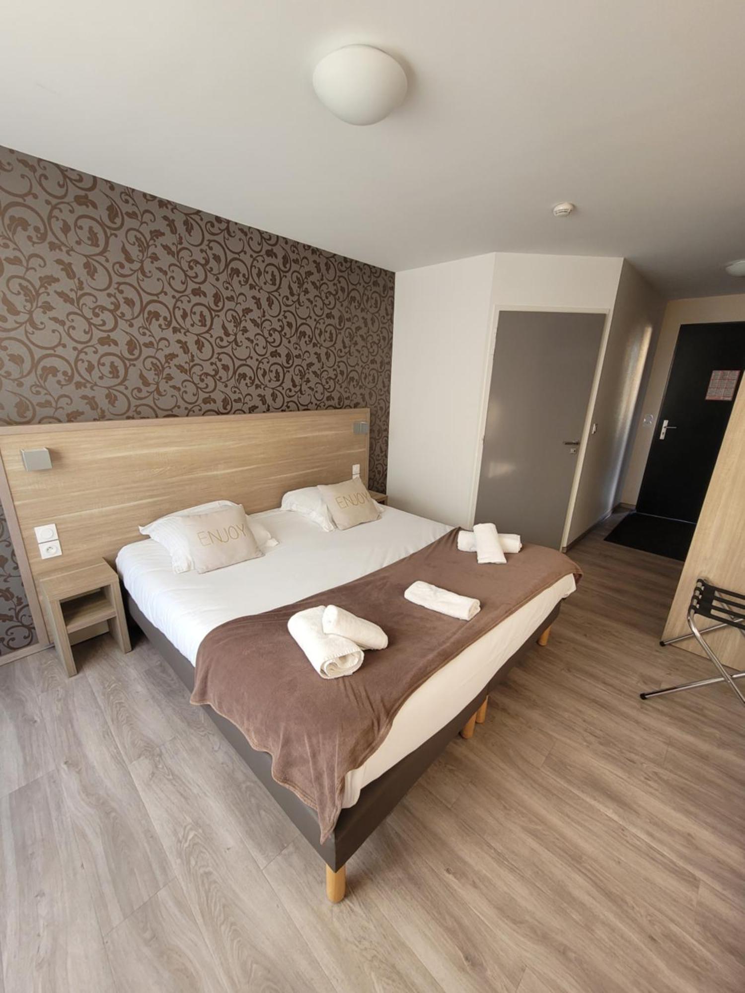 Au Moyne De Saire Hotel