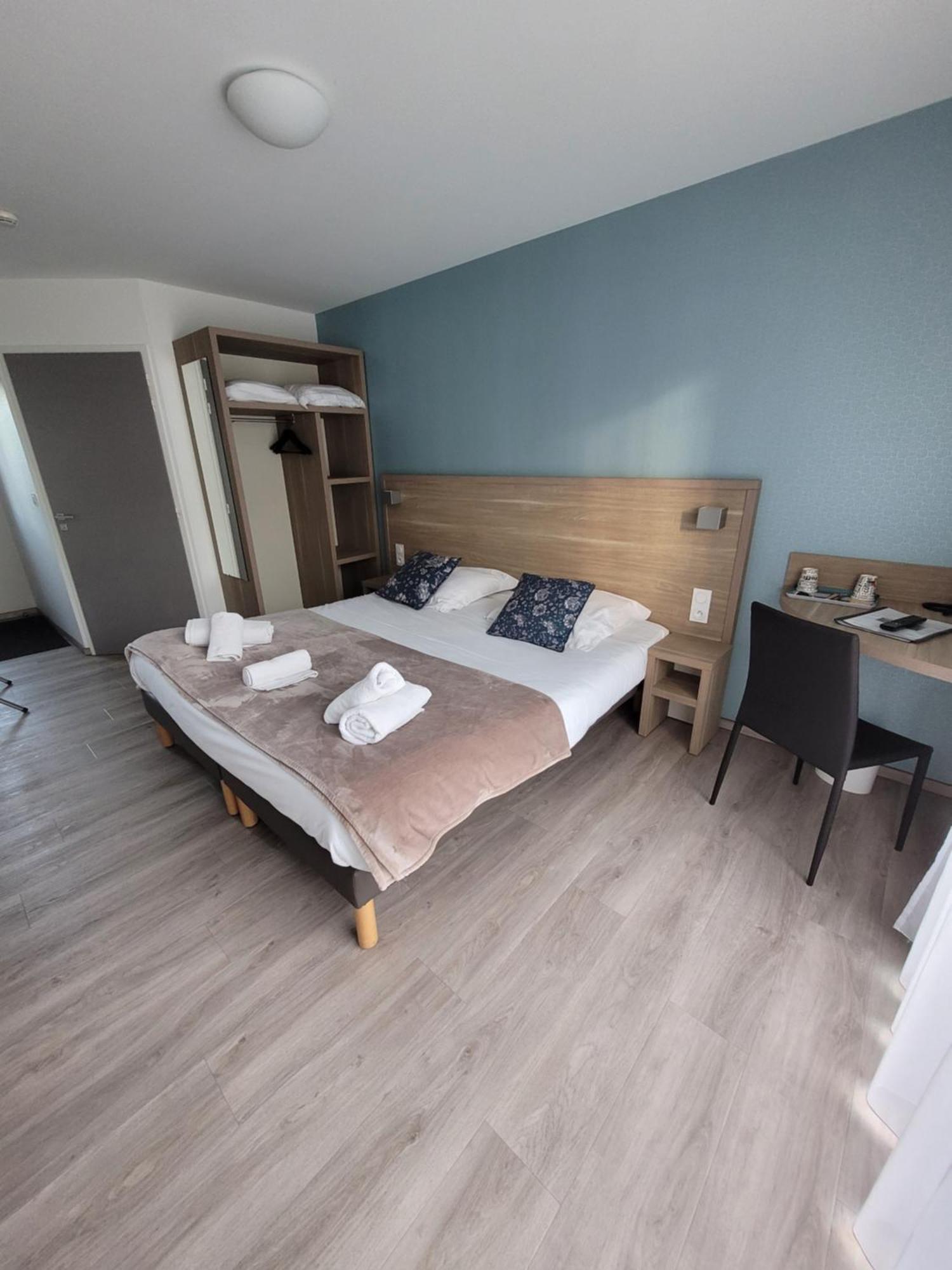 Hotel Logis Au Moyne De Saire Reville