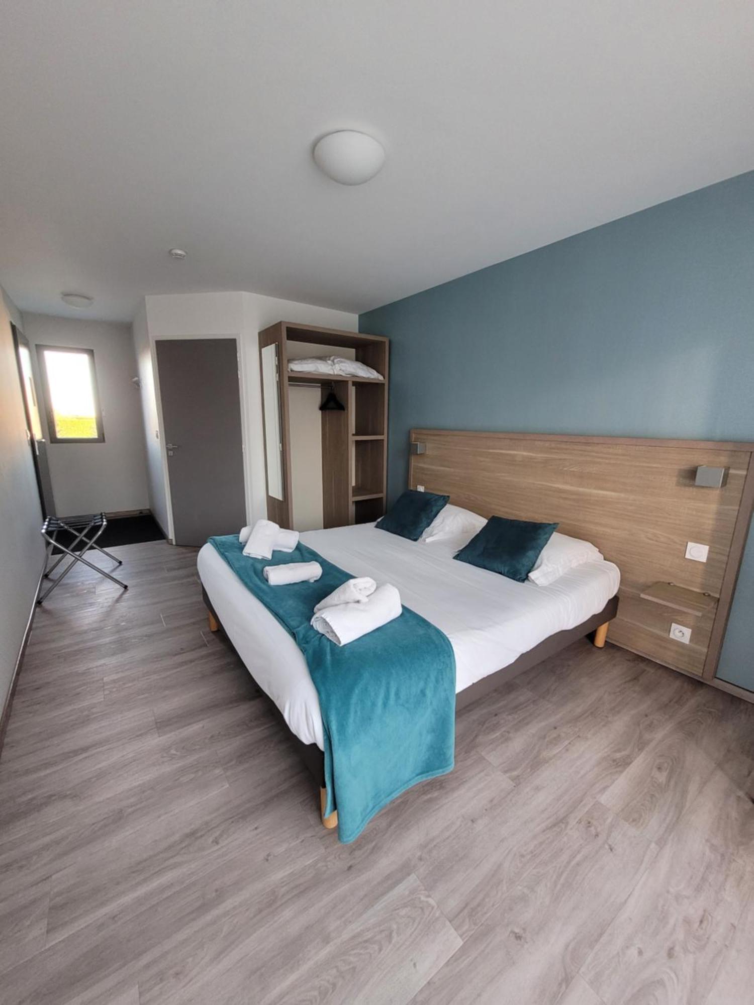 Hotel Logis Au Moyne De Saire