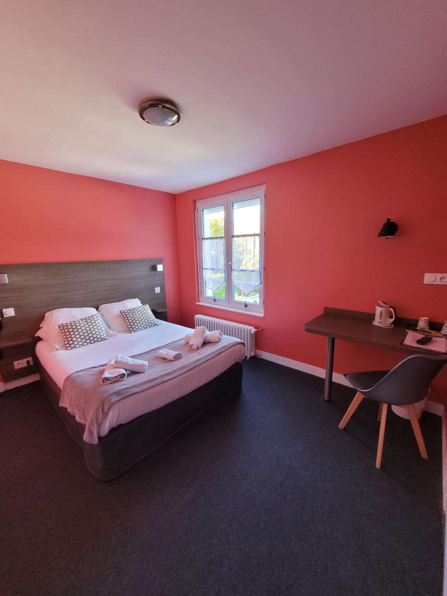 Hotel Logis Au Moyne De Saire Hotel Reville