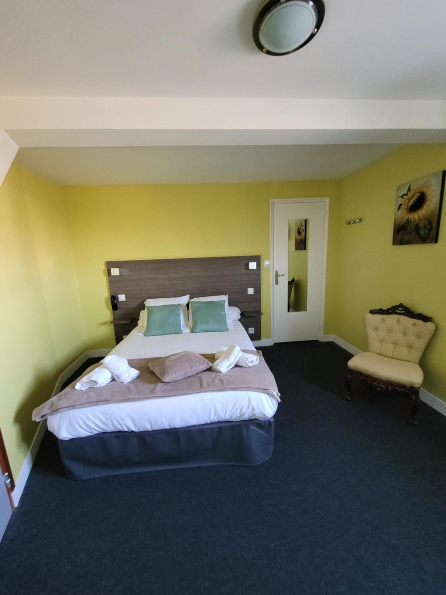 Hotel Hotel Logis Au Moyne De Saire Reville