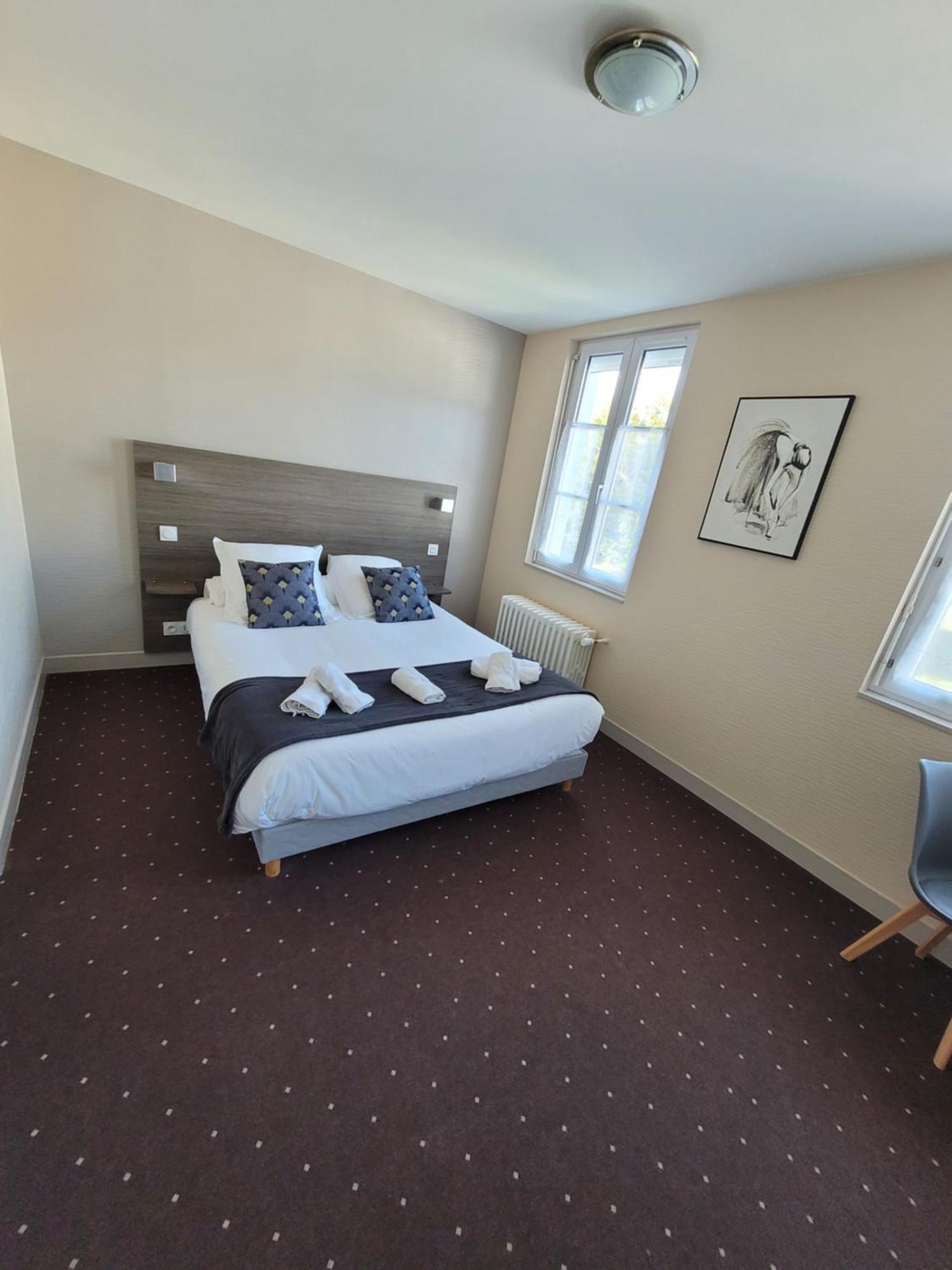 Hotel Logis Au Moyne De Saire Hotel 3*