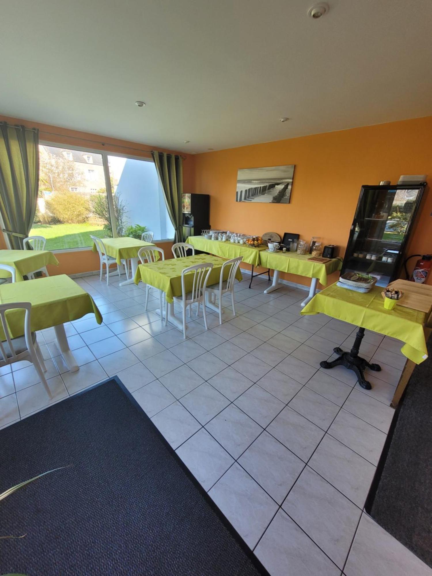 Hotel Hotel Logis Au Moyne De Saire Reville