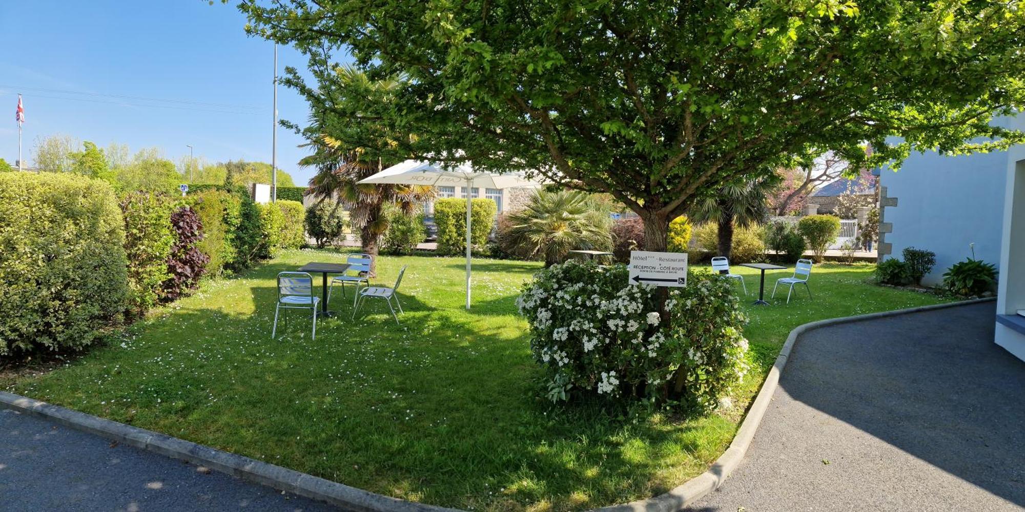 Logis Au Moyne De Saire 3* Réville