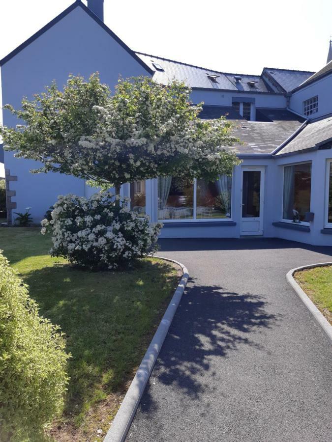 Hotel Logis Au Moyne De Saire Hotel